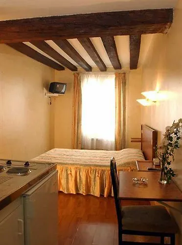 Résidence de Bourgogne Paris 3*,  France