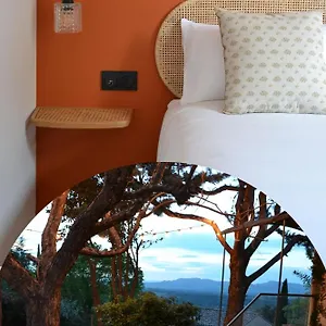 ** Hotel La Garrigue & Bar Piscine Frankreich